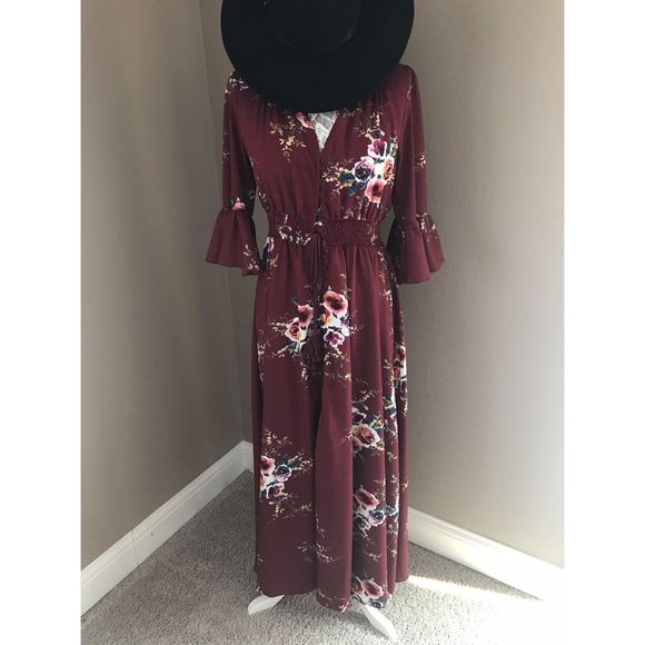 Floral bell sleeve button up maxi dress - Picture 3 of 6